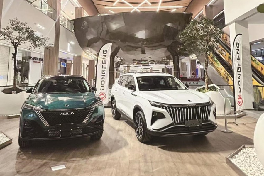 东风自主乘用车型在北马其顿展出