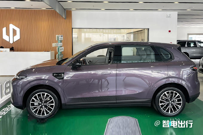 零跑B10定档4月10日上市！销售：内部价9.98万起