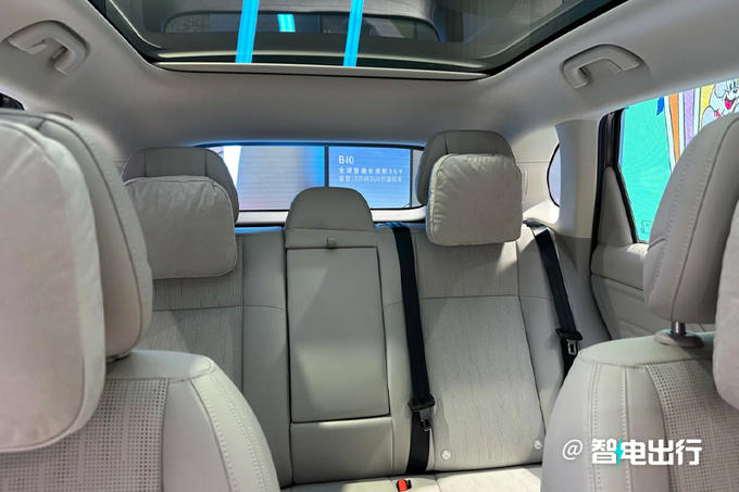 零跑B10定档4月10日上市！销售：内部价9.98万起