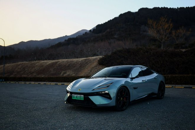 EMEYA繁花体验依然是那个莲花跑车