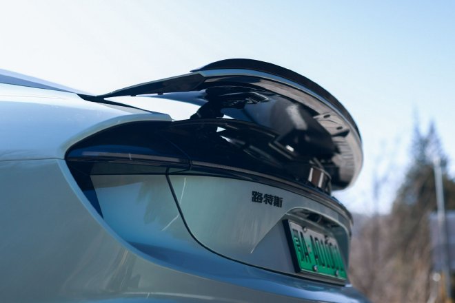 EMEYA繁花体验依然是那个莲花跑车