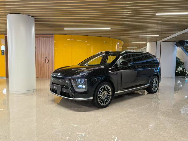 售价26.98-31.98万元广汽昊铂HL正式上市