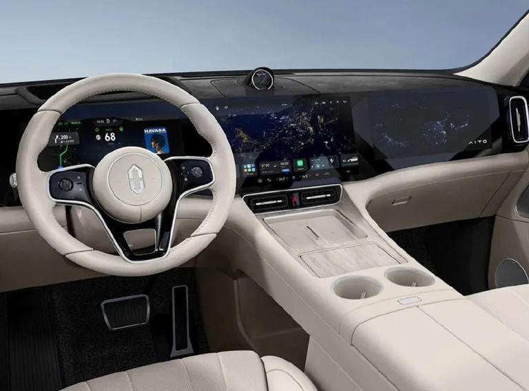 空间、智能与性能并存！上海车展高热度中大型SUV盘点