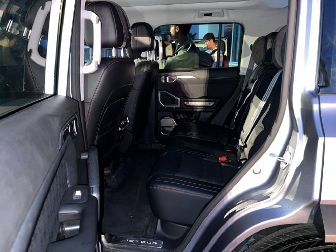 捷途旅行者/山海T2加长版上市售价17.99-23.99万元