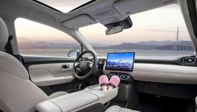 凭什么说埃安UT是10万以内最安全的小车