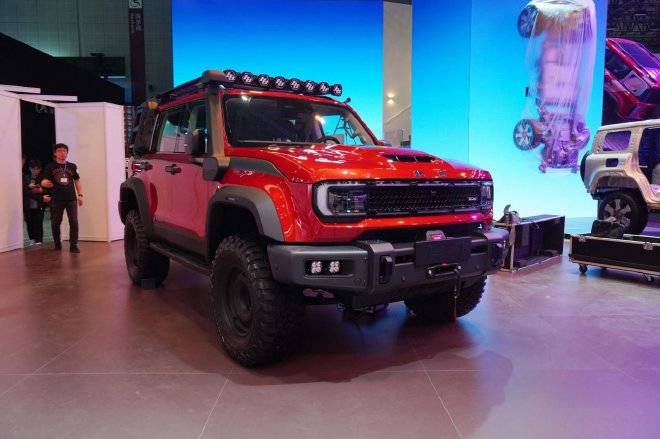 2025上海车展：北京越野BJ40增程改装版
