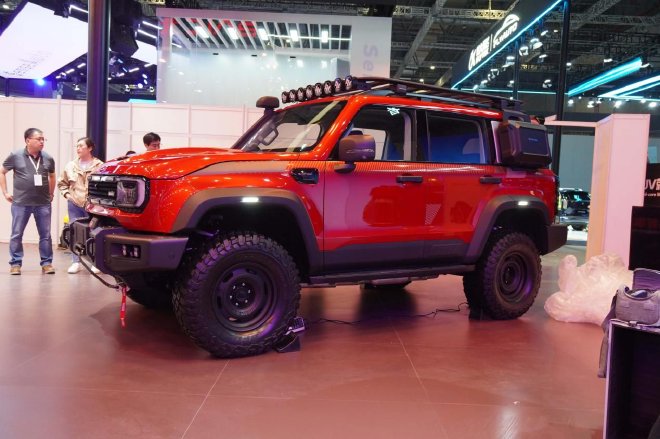 2025上海车展：北京越野BJ40增程改装版