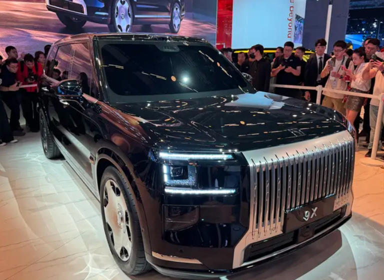 极氪9X全尺寸SUV在上海车展首发，搭载超级电混技术与L3级智驾方案