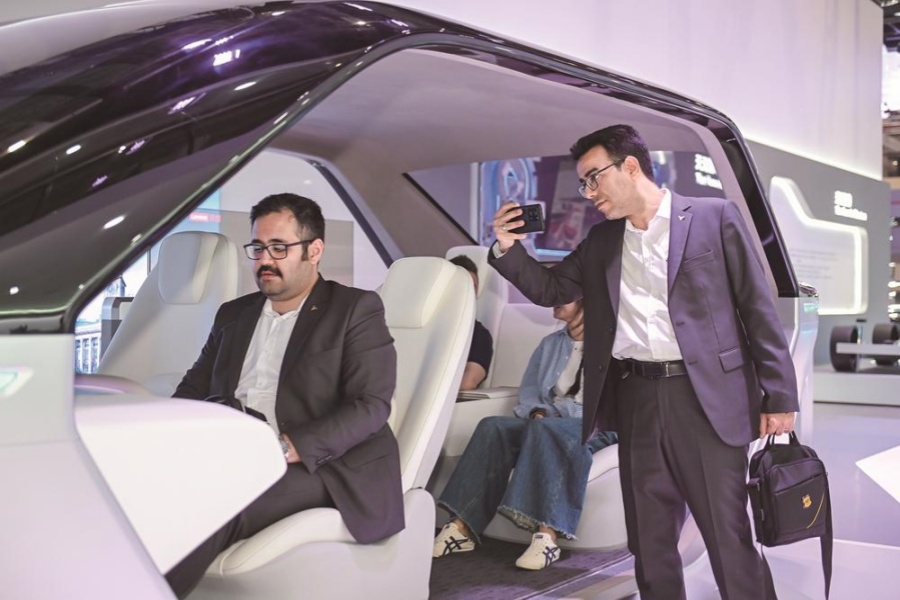 东风全栈智能化技术矩阵亮相上海车展