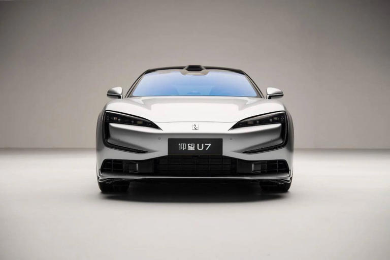 全新三激光雷达+四电机，2.9秒可破百，仰望U7能否对抗“78S”？