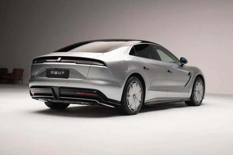 全新三激光雷达+四电机，2.9秒可破百，仰望U7能否对抗“78S”？