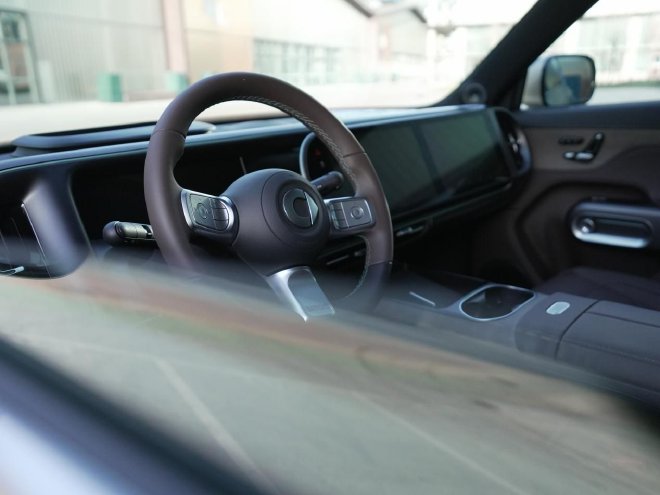 越野越开心：当纯电smart#5有了四驱