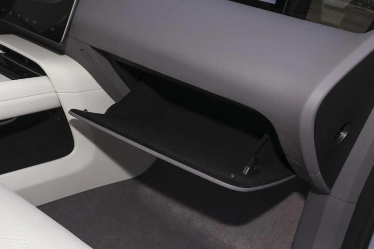 限时19.19万起，华为智驾+CDC+空悬+800V快充，阿维塔06购车手册