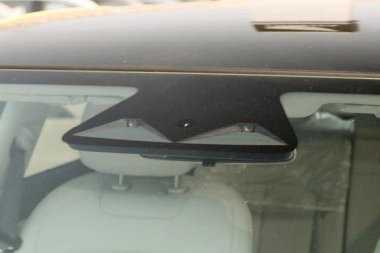 12万多能买，5米长，大溜背，插混/纯电可选，高阶智驾全国都能开