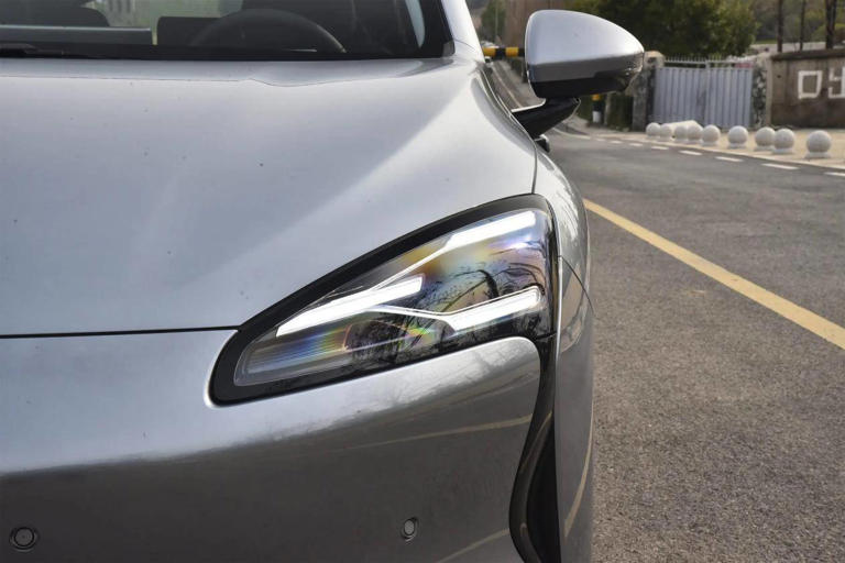 12万多能买，5米长，大溜背，插混/纯电可选，高阶智驾全国都能开