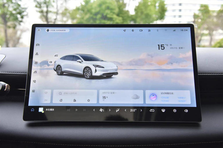 12万多能买，5米长，大溜背，插混/纯电可选，高阶智驾全国都能开