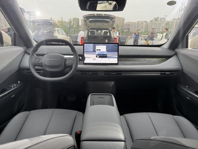 8.99万-11.99万元东风纳米06开启预售