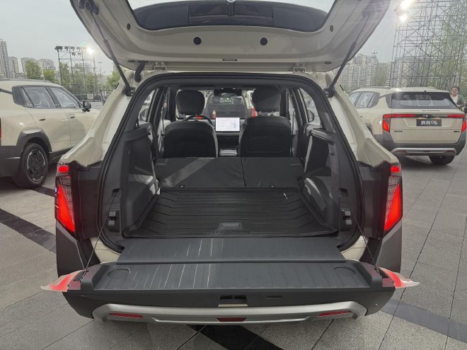 8.99万-11.99万元东风纳米06开启预售