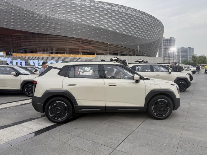 8.99万-11.99万元东风纳米06开启预售