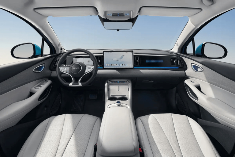 比亚迪海狮05EV天津上市，智能配置丰富，续航可达520km！