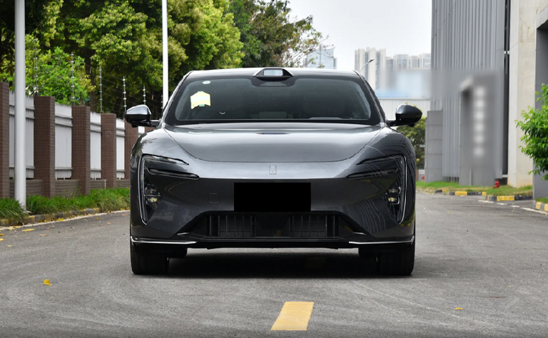 配置确实挺丰富，阿维塔06有备而来，品质再好买不起也白搭