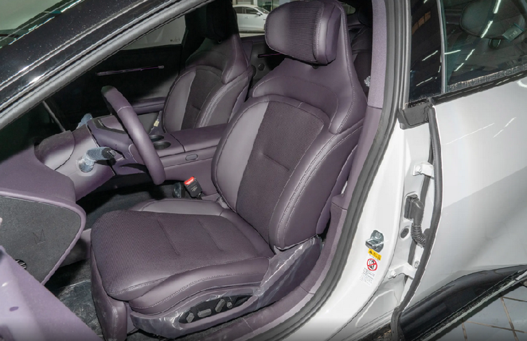 配置确实挺丰富，阿维塔06有备而来，品质再好买不起也白搭