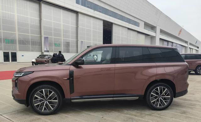 中大型插混SUV,谁还敢高过这个价? 中大型插混SUV,谁还敢高过这个价?