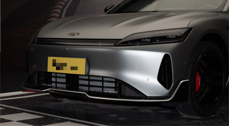 风云A9L定位C级车长超5米，值不值还得看细节和技术