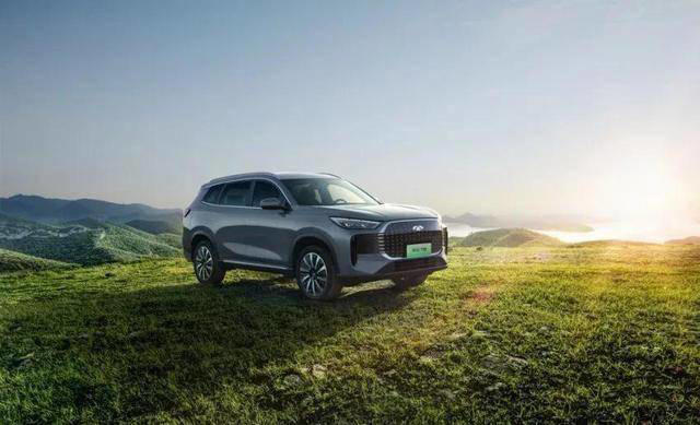 奇瑞风云T8：10万级混动SUV新标杆，性价比如何做到极致？