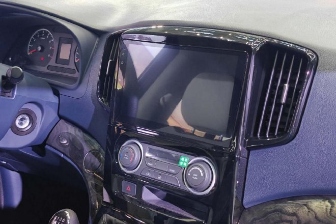 限时置换一口价9.98万起风行菱智家族新车上市