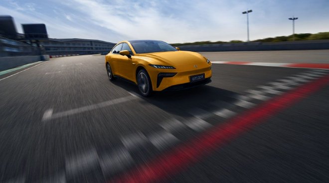 售价11.59-14.99万元2025款东风奕派eπ007正式上市