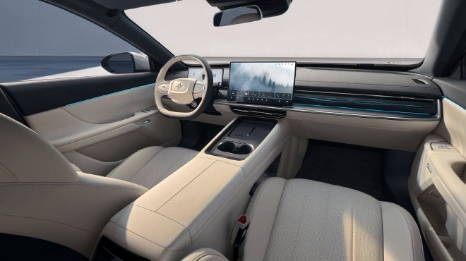 售价11.59-14.99万元2025款东风奕派eπ007正式上市