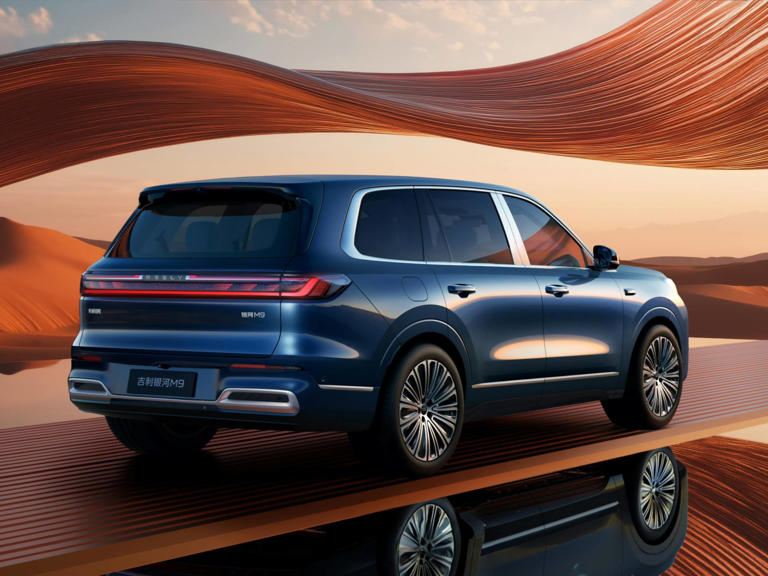 吉利银河M9六座SUV官图抢先看，未来感设计+科技配置，售价20-30万