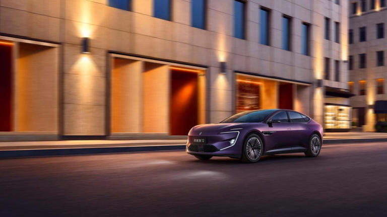 阿维塔122025款焕新升舱，26.99万元起售