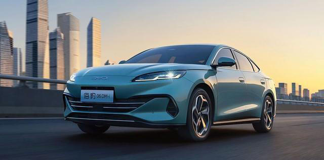 十万级水桶产品，比亚迪海豹06的亮点不止于智驾？