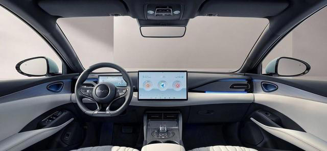 十万级水桶产品，比亚迪海豹06的亮点不止于智驾？