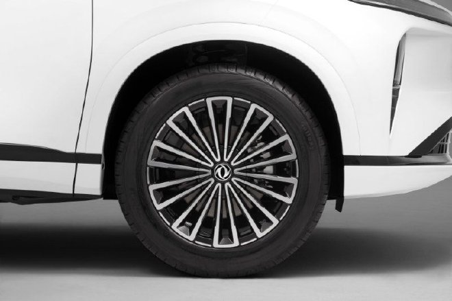 设计大气稳重东风全新SUV定妆照曝光