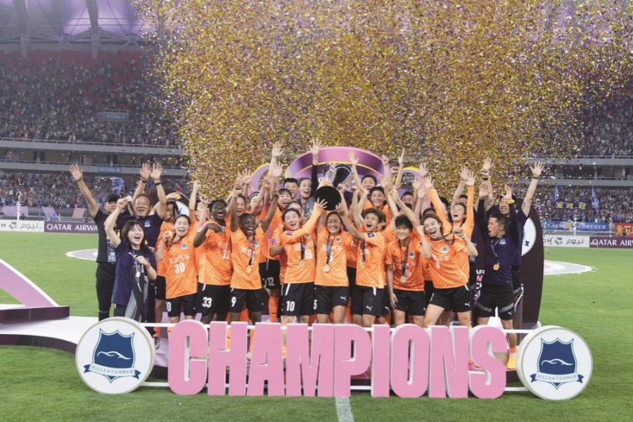 岚图汽车助武汉女足登顶亚洲之巅