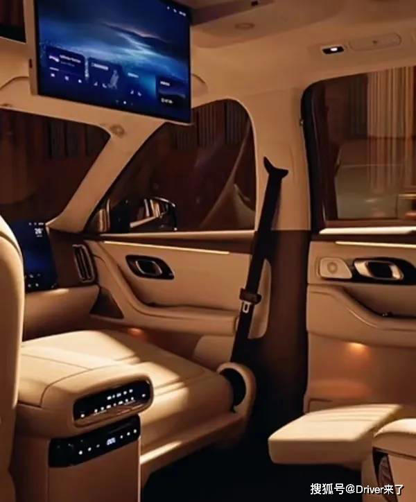 吉利银河M9：创新设计、智能科技，这款六座SUV何以成为市场新星？