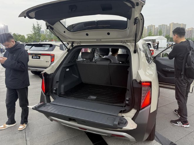 8.99万-11.99万元纳米06开启预售