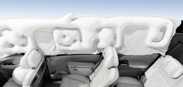 极氪009：纯电MPV安全领域的领航者