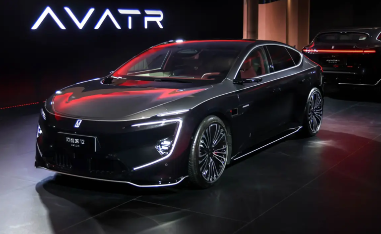 全新阿维塔 12正式上市:配置有得有失,能否在竞争中突围? 全新阿维塔12正式上市:配置有得有失,能否在竞争中突围?