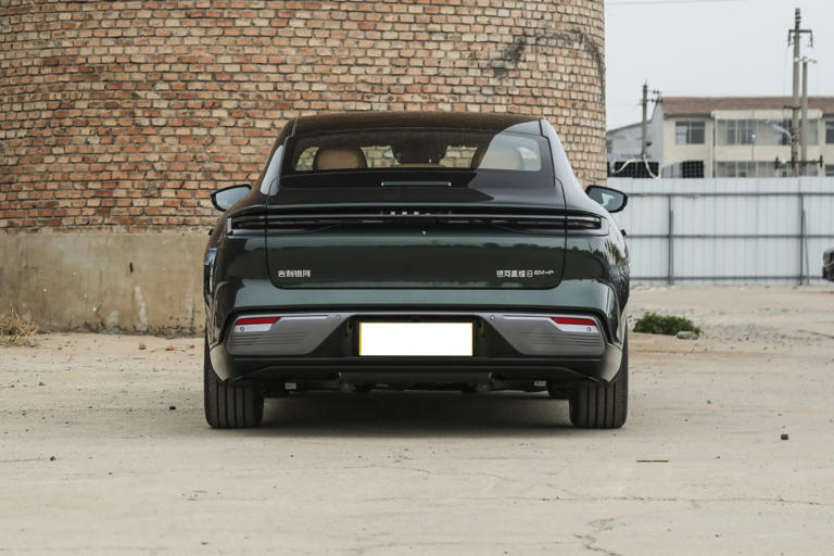 吉利版“帕梅”上市，车长超5米，续航1600km还有高阶智驾