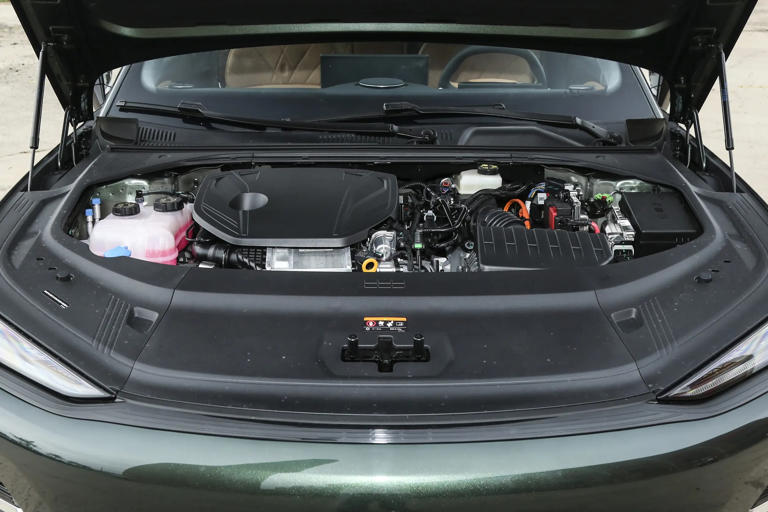 吉利版“帕梅”上市，车长超5米，续航1600km还有高阶智驾