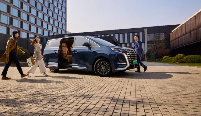 腾势D9成为全球首款达成25万台量产新能源MPV