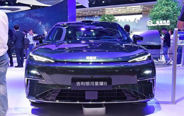 解读吉利银河星耀8，轴距超2米9，配插混动力，到底有哪些看点？