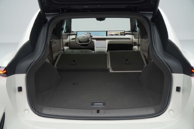 升级也可以做减法静态体验智己LS7焕新版