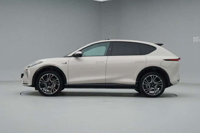 升级也可以做减法静态体验智己LS7焕新版