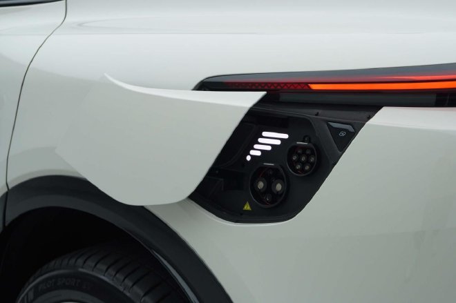 升级也可以做减法静态体验智己LS7焕新版