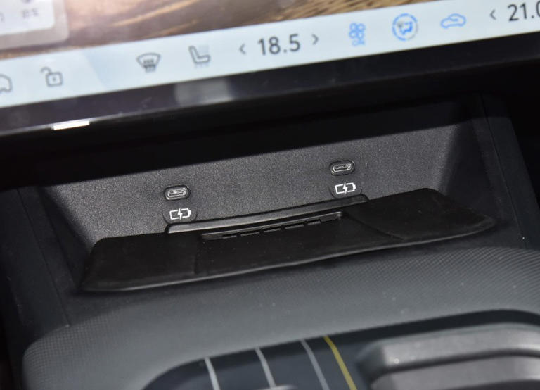 13万买合资电动中型SUV？一汽丰田bZ5实力解析